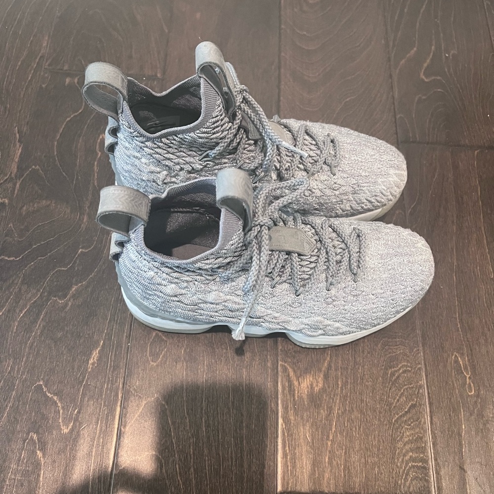 NIKE Youth Sneakers